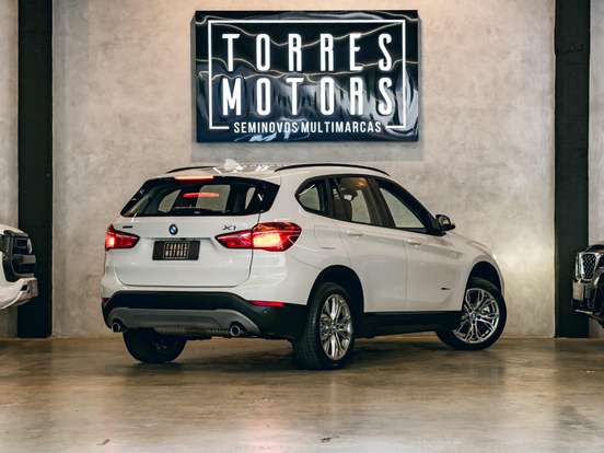 BMW-X1-2.0 16V TURBO ACTIVEFLEX SDRIVE20I 4P AUTOMÁTICO BMW-X1-2018