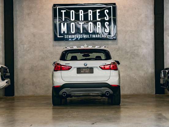 BMW-X1-2.0 16V TURBO ACTIVEFLEX SDRIVE20I 4P AUTOMÁTICO BMW-X1-2018