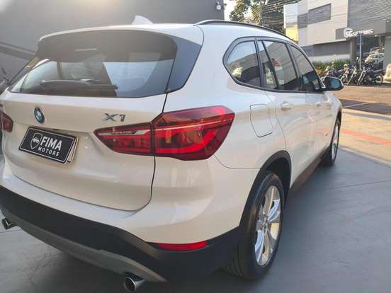 BMW-X1-2.0 16V TURBO ACTIVEFLEX SDRIVE20I 4P AUTOMÁTICO BMW-X1-2017