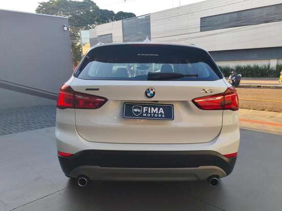 BMW-X1-2.0 16V TURBO ACTIVEFLEX SDRIVE20I 4P AUTOMÁTICO BMW-X1-2017