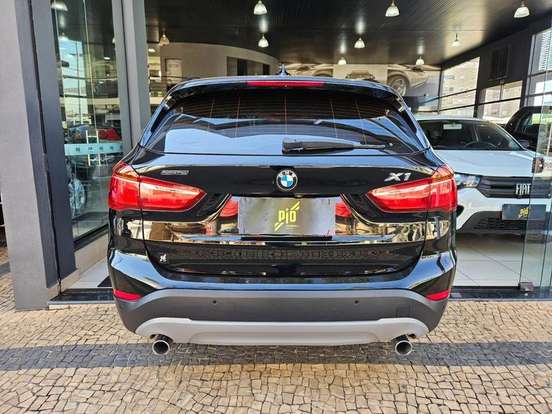 BMW-X1-2.0 16V TURBO ACTIVEFLEX SDRIVE20I 4P AUTOMÁTICO BMW-X1-2017