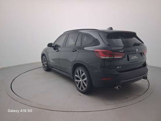 BMW-X1-2022