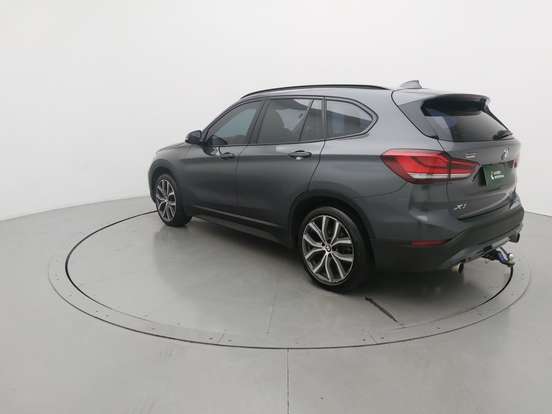 BMW-X1-2022