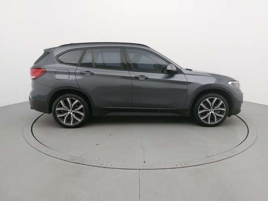 BMW-X1-2.0 16V TURBO ACTIVEFLEX SDRIVE20I GP PLUS 4P AUTOMÁTICO BMW-X1-2022