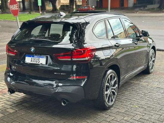 BMW-X1-2.0 16V TURBO ACTIVEFLEX SDRIVE20I M SPORT PLUS 4P AUTOMÁTICO BMW-X1-2022