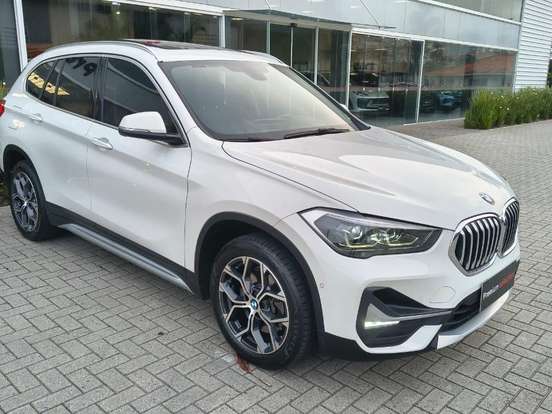 BMW-X1-2.0 16V TURBO ACTIVEFLEX SDRIVE20I X-LINE 4P AUTOMÁTICO BMW-X1-2019