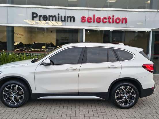 BMW-X1-2.0 16V TURBO ACTIVEFLEX SDRIVE20I X-LINE 4P AUTOMÁTICO BMW-X1-2019