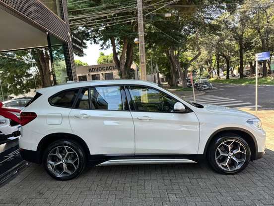 BMW-X1-2018