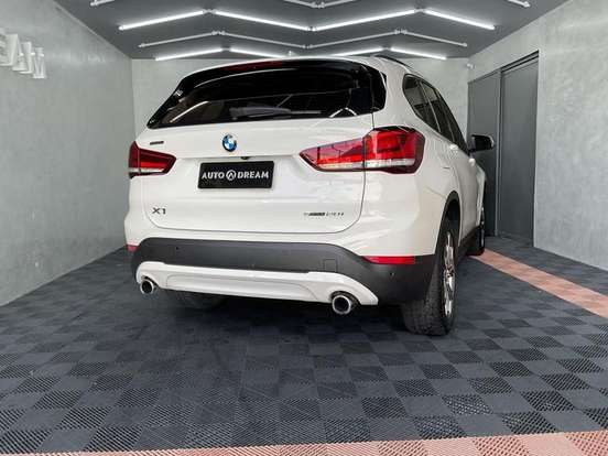 BMW-X1-2.0 16V TURBO ACTIVEFLEX SDRIVE20I X-LINE 4P AUTOMÁTICO BMW-X1-2020