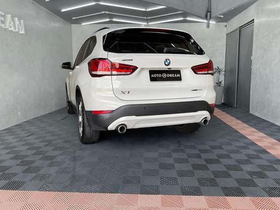 BMW-X1-2.0 16V TURBO ACTIVEFLEX SDRIVE20I X-LINE 4P AUTOMÁTICO BMW-X1-2020