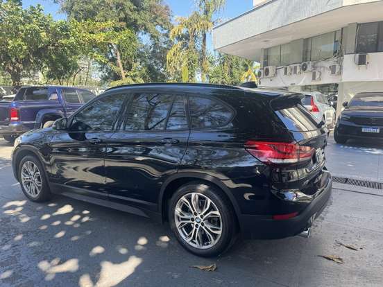 BMW-X1-2020