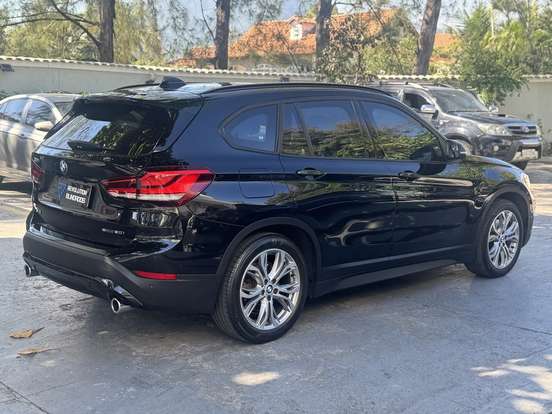 BMW-X1-2.0 16V TURBO ACTIVEFLEX SDRIVE20I X-LINE 4P AUTOMÁTICO BMW-X1-2020
