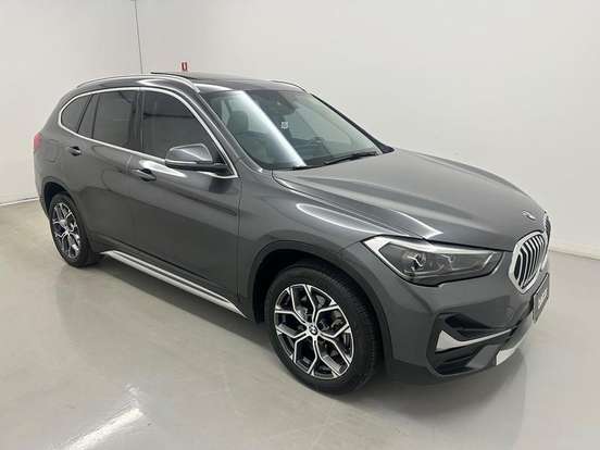 BMW-X1-2021