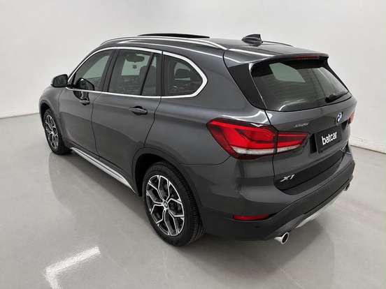 BMW-X1-2021