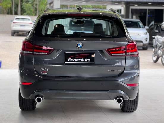 BMW-X1-2.0 16V TURBO ACTIVEFLEX SDRIVE20I X-LINE 4P AUTOMÁTICO BMW-X1-2020
