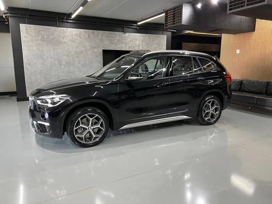 BMW X1 2.0 16V TURBO ACTIVEFLEX SDRIVE20I X-LINE 4P AUTOMÁTICO