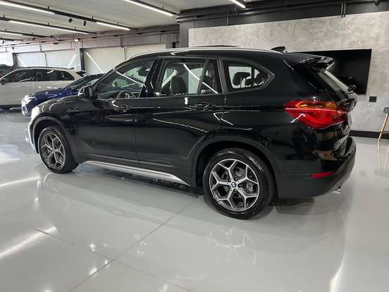 BMW-X1-2.0 16V TURBO ACTIVEFLEX SDRIVE20I X-LINE 4P AUTOMÁTICO BMW-X1-2019