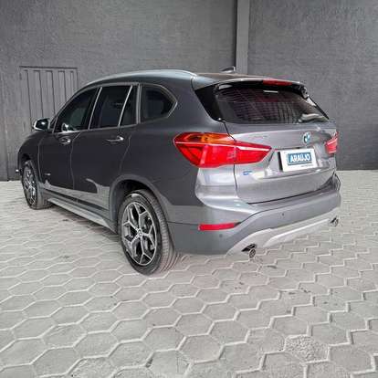 BMW-X1-2.0 16V TURBO ACTIVEFLEX SDRIVE20I X-LINE 4P AUTOMÁTICO BMW-X1-2017