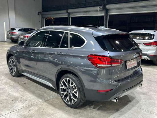BMW-X1-2.0 16V TURBO ACTIVEFLEX SDRIVE20I X-LINE PLUS 4P AUTOMÁTICO BMW-X1-2022