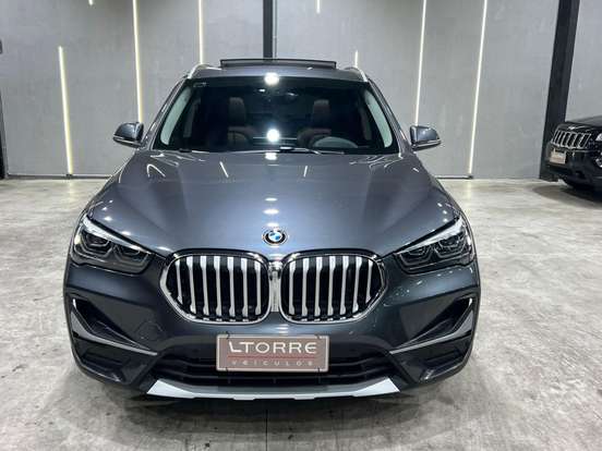 BMW-X1-2.0 16V TURBO ACTIVEFLEX SDRIVE20I X-LINE PLUS 4P AUTOMÁTICO BMW-X1-2022