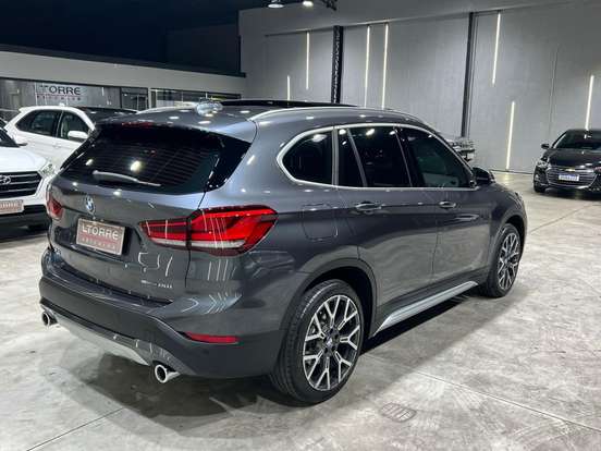 BMW-X1-2.0 16V TURBO ACTIVEFLEX SDRIVE20I X-LINE PLUS 4P AUTOMÁTICO BMW-X1-2022