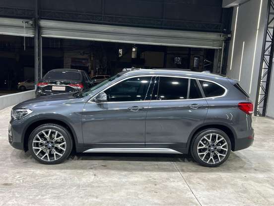 BMW-X1-2022
