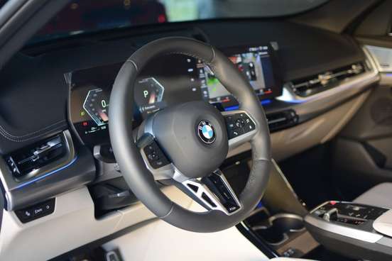 BMW-X1-2025