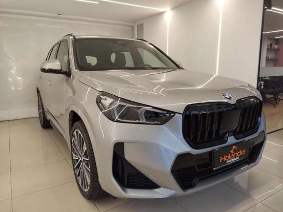 BMW-X1-2024