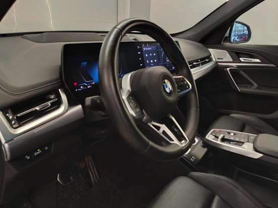 BMW-X1-2.0 16V TURBO GASOLINA SDRIVE20I M SPORT STEPTRONIC BMW-X1-2024