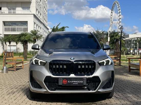 BMW-X1-2023