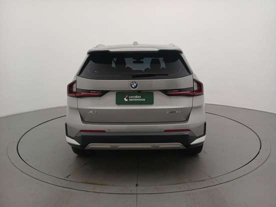 BMW-X1-2024