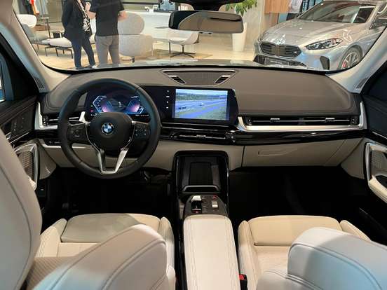 BMW-X1-2.0 16V TURBO GASOLINA SDRIVE20I X-LINE STEPTRONIC BMW-X1-2026