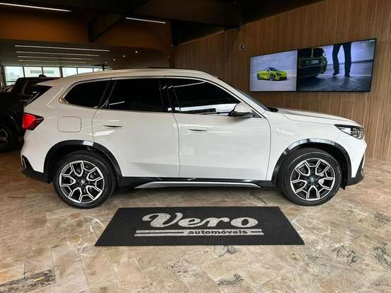 BMW-X1-2.0 16V TURBO GASOLINA SDRIVE20I X-LINE STEPTRONIC BMW-X1-2024