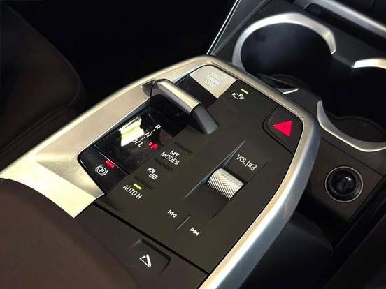 BMW-X1-2.0 16V TURBO GASOLINA SDRIVE20I X-LINE STEPTRONIC BMW-X1-2025