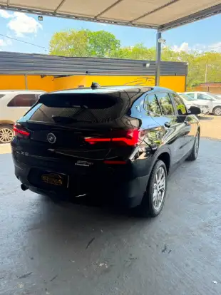 BMW-X2-2021