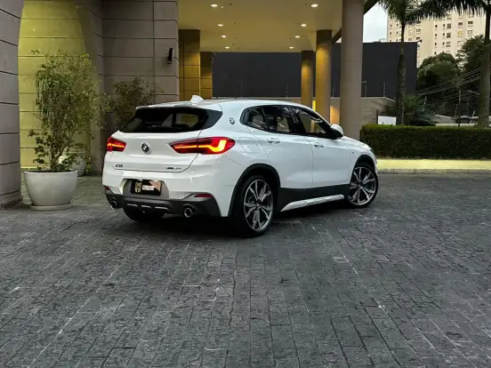 BMW-X2-2.0 16V TURBO GASOLINA SDRIVE20I M SPORT X STEPTRONIC BMW-X2-2018