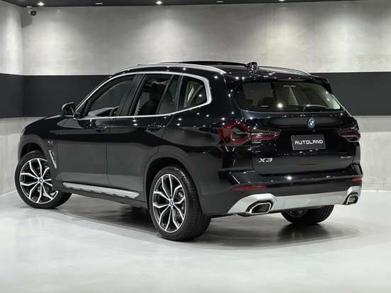 BMW-X3-2022