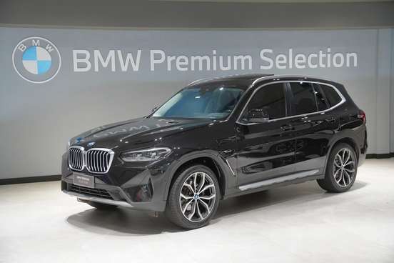 BMW-X3-2021