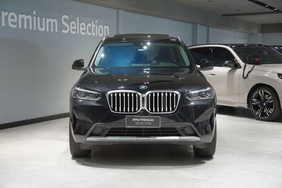 BMW-X3-2021