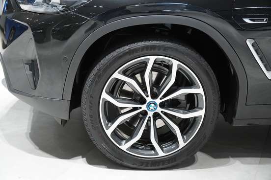 BMW-X3-2021