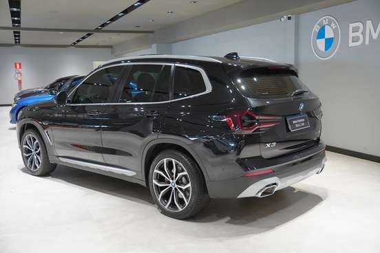 BMW-X3-2021