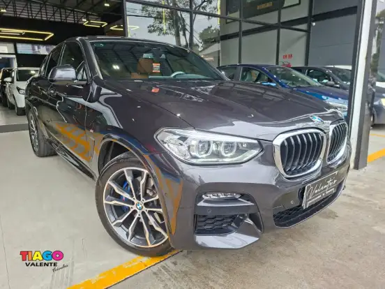 BMW-X4-2021