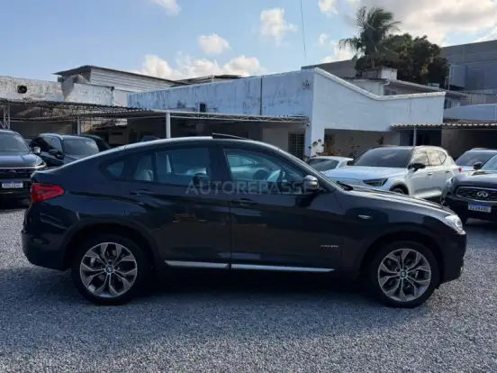 BMW-X4-2.0 28I X LINE 4X4 16V TURBO GASOLINA 4P AUTOMÁTICO BMW-X4-2017