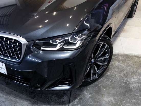 BMW-X4-2023