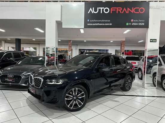 BMW-X4-2022