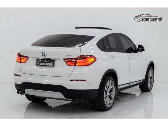 BMW-X4-2015