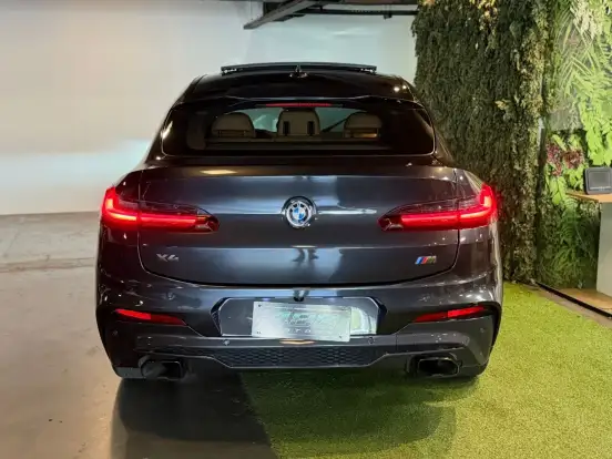 BMW-X4-2020
