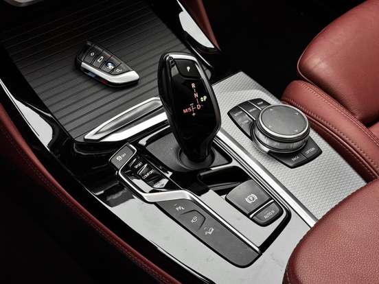 BMW-X4-2019