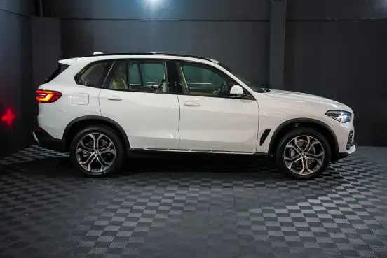 BMW-X5-2019