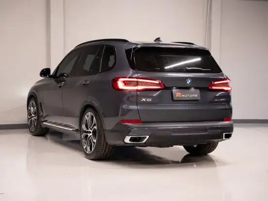 BMW-X5-3.0 4X4 30D I6 TURBO DIESEL 4P AUTOMÁTICO BMW-X5-2019